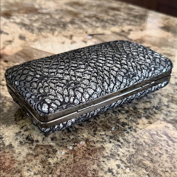 MMS Design Studio Silver Sequin Clutch - Picture 5 of 5